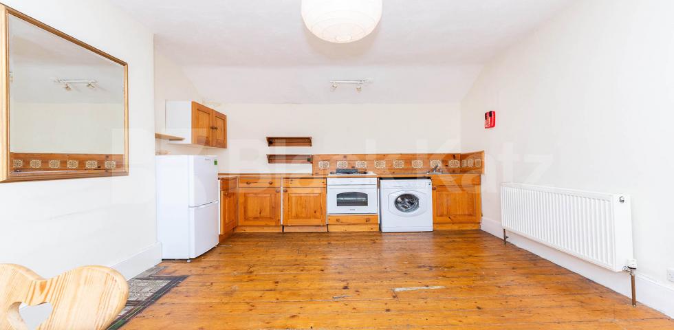 			1 Bedroom, 1 bath, 1 reception Flat			 Northolme Road, HIGHBURY-HIGHBURY FIELDS